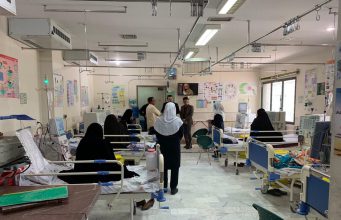 اهدای تجهیزات درمانی به مراکز خاص استان سیستان و بلوچستان+ تصاویری از بازدید استانی