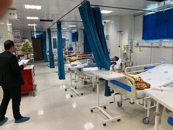 بازدید کارشناسان بنیاد امور بیماریهای خاص از مراکز درمانی بیماران خاص استان فارس + تصاویر