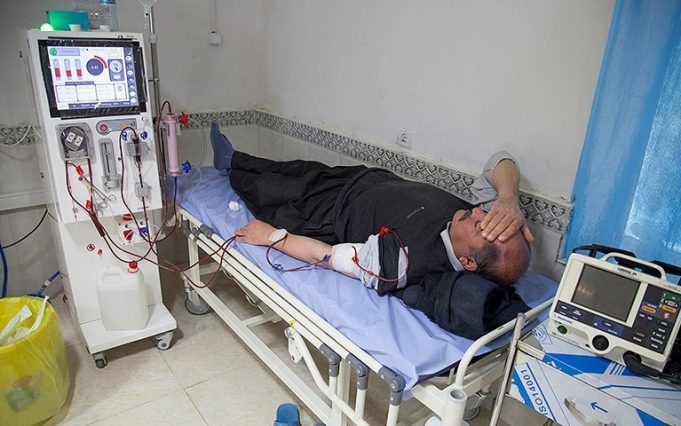 اهدای لوازم مورد نیاز بخش دیالیز به پنج مرکز درمانی