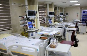 اهدای دو دستگاه دیالیز به مرکز دیالیز سلامت نیشابور