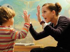 بهبود مهارتهای ارتباط کلامی و غیرکلامی کودکان اُتیستیک